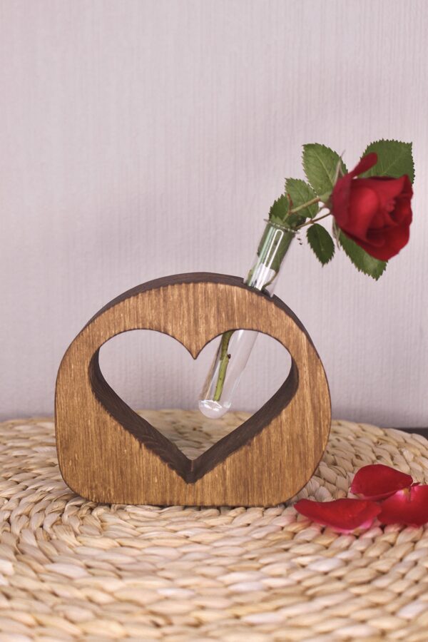 Wooden case- heart