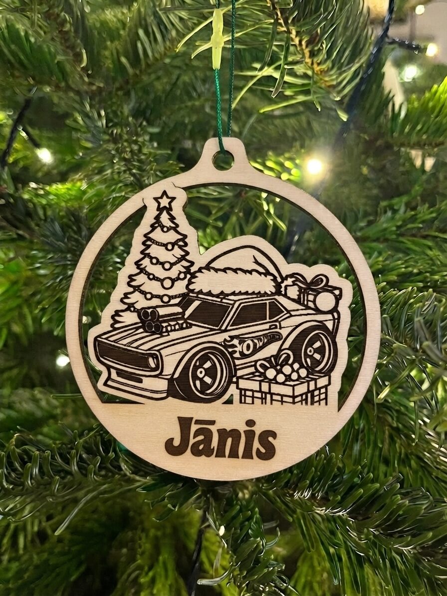 Krāsojams, personalizēts HotWheels rotājums