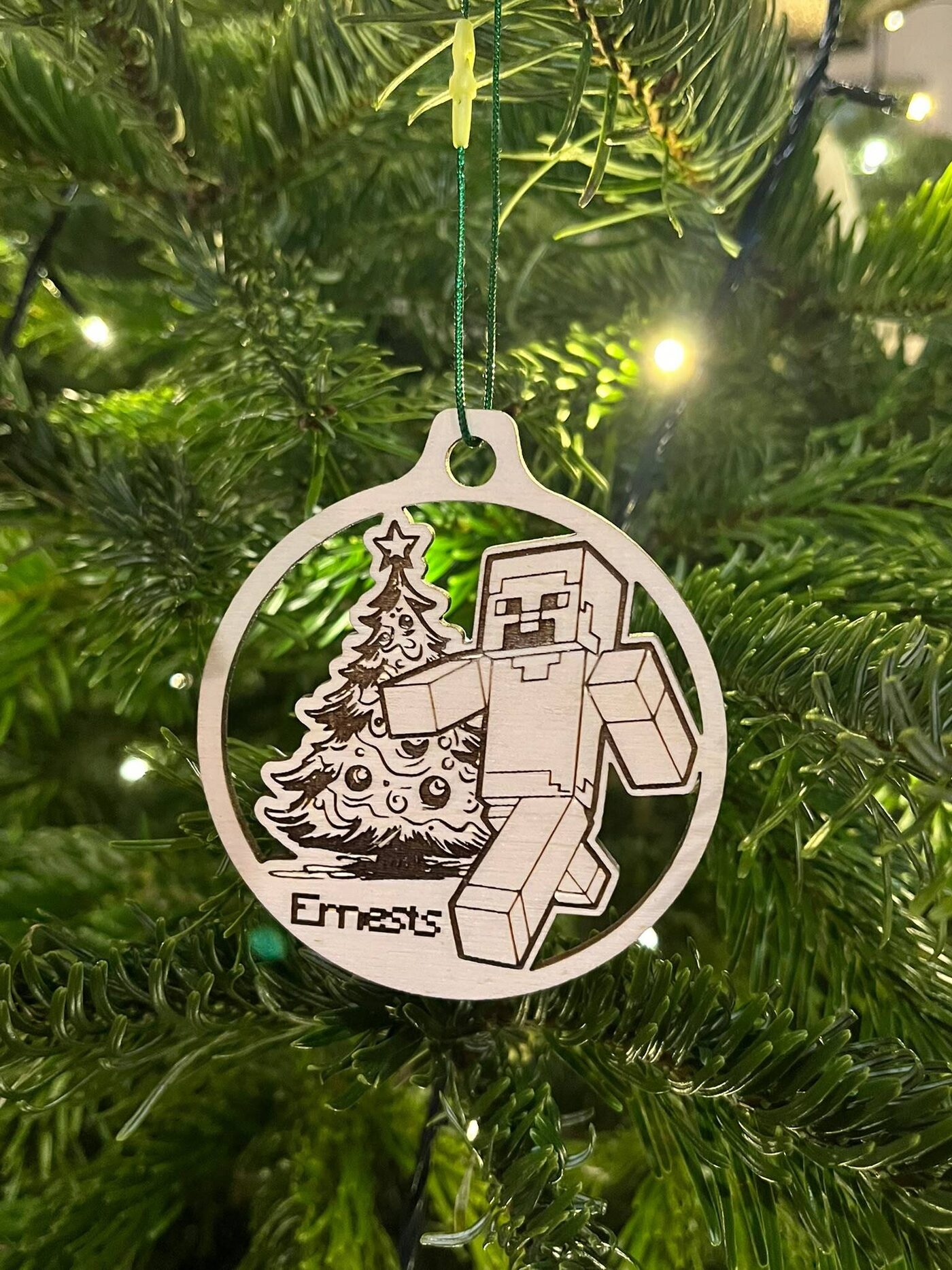 Krāsojams, personalizēts Minecraft rotājums