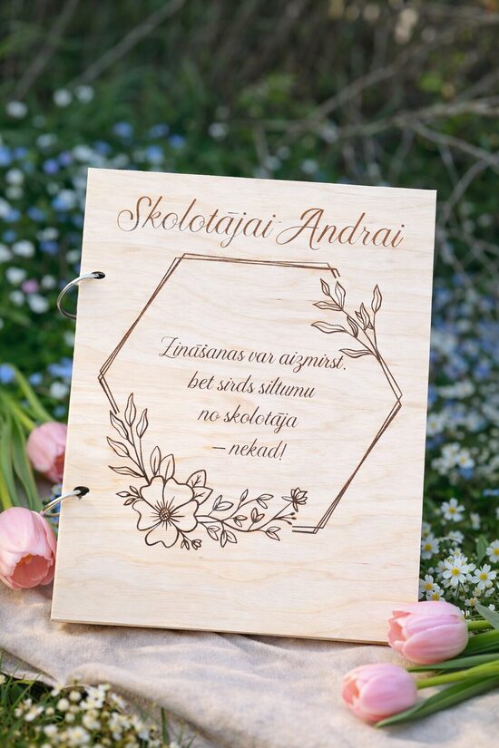 Personalizēts, vertikāls koka foto albums 