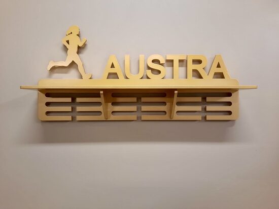 Medaļu stends, kausu plaukts zelta  krāsā 