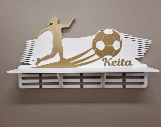 Personalizēts medaļu stends ar plauktu