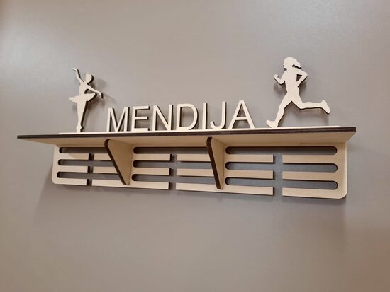 Medaļu stends- plaukts dejotājai/ skrējējai