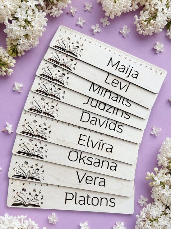Personalizēts koka lineāls