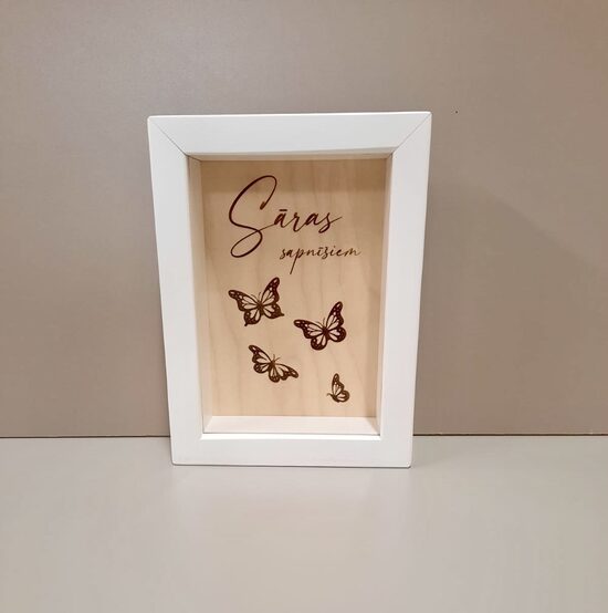 Personalizēta koka krājkase ( balta )