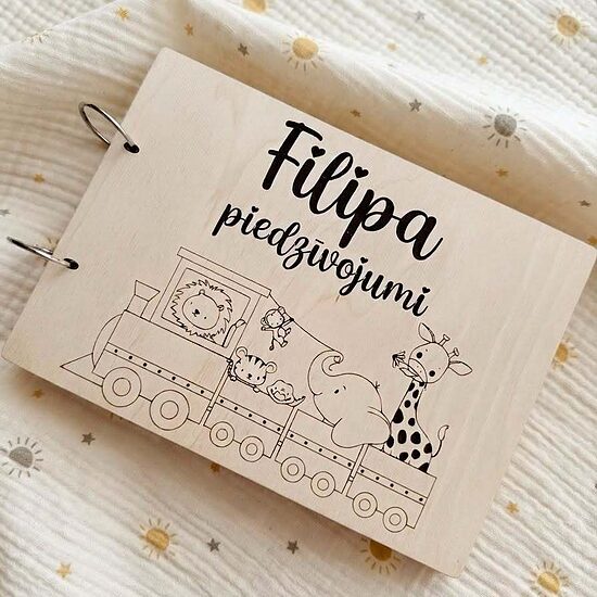Personalizēts koka  foto albums bērniem 