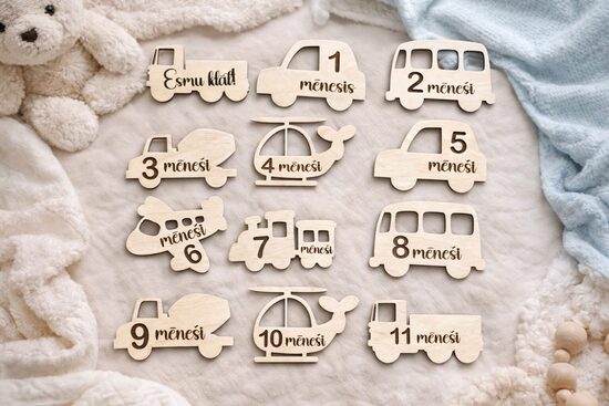 Koka mašīnītes mēnešu bildēm 