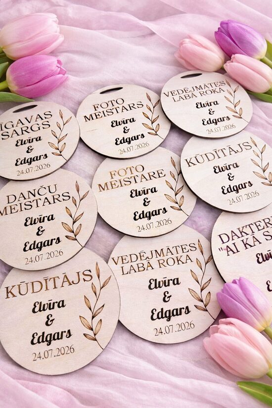 Kāzu amatu koka medaļas 