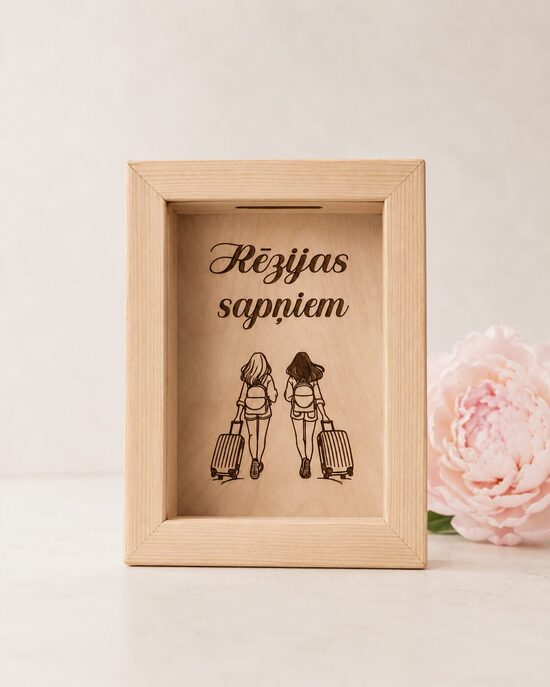 Personalizēta koka krājkase 