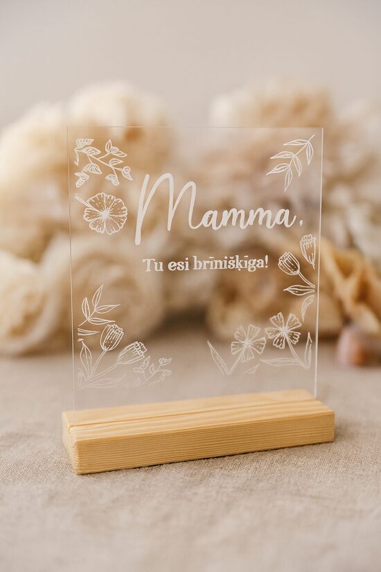 Personalizēta dāvana Mātes dienā- koka dekors 