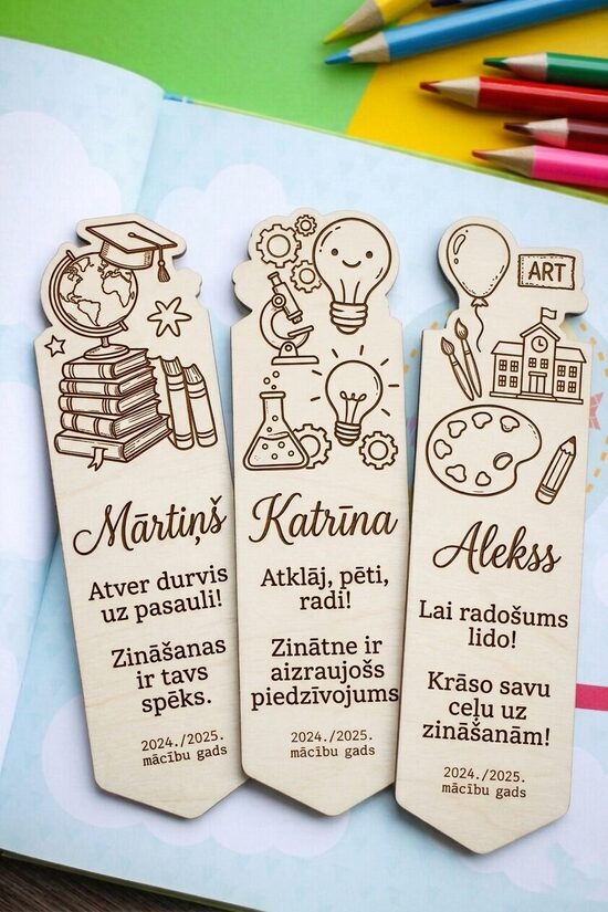 Personalizēta koka grāmatzīme