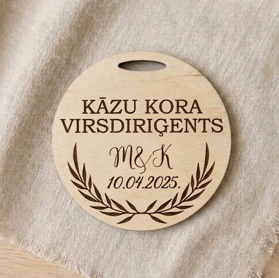 Kāzu amatu koka medaļas 