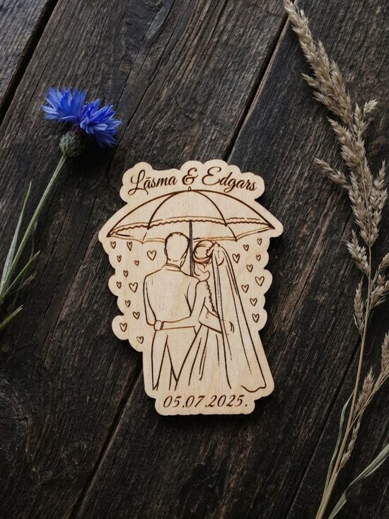 Kāzu dāvaniņas viesiem- koka magnēts 