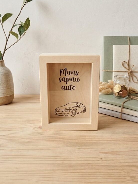 Personalizēta koka krājkase 