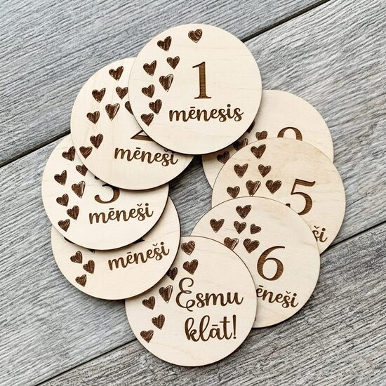Personalizētas koka mēnešu kartiņas mazulim 