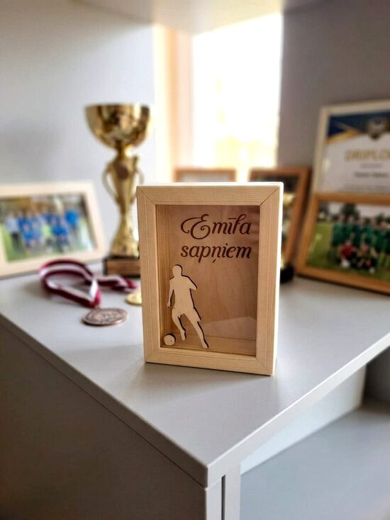 Personalizēta koka krājkase Futbolistam
