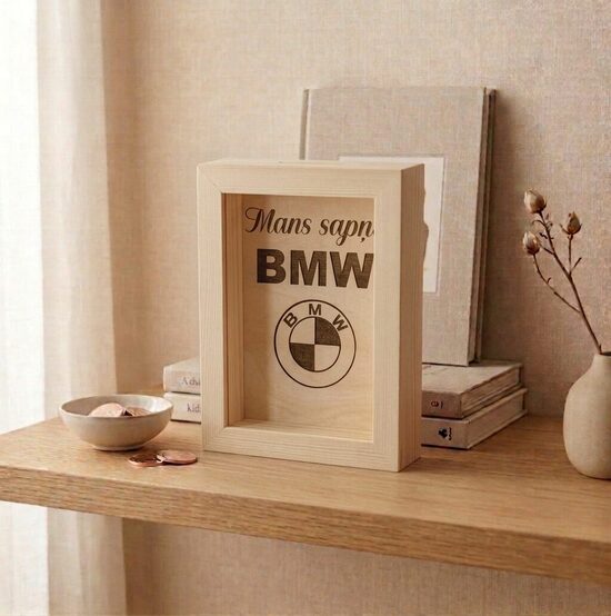 Personalizēta koka krājkase BMW