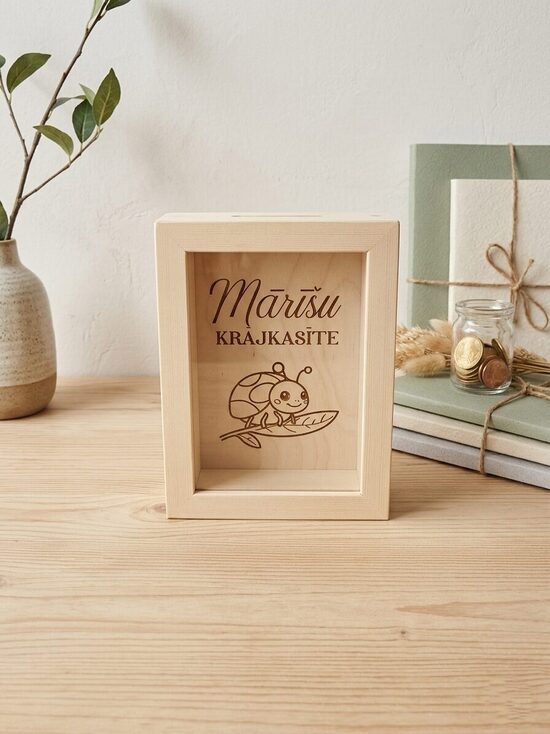 Personalizēta koka krājkase 