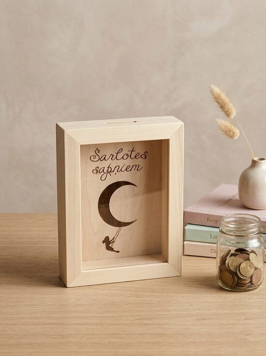 Personalizēta koka krājkase 