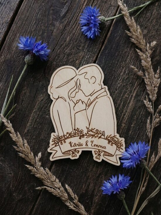 Kāzu dāvaniņas viesiem- koka magnēts 