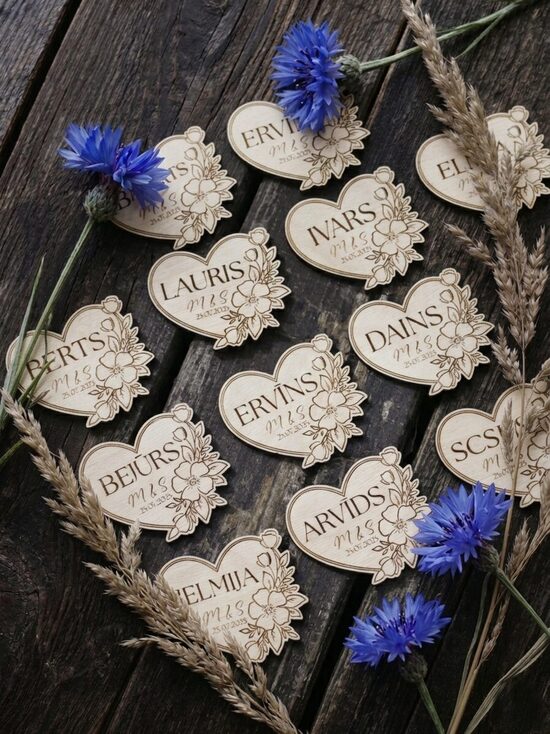 Kāzu dāvaniņas viesiem- koka magnēts 