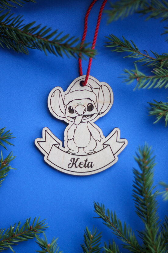 Krāsojams, personalizēts Stiča rotājums