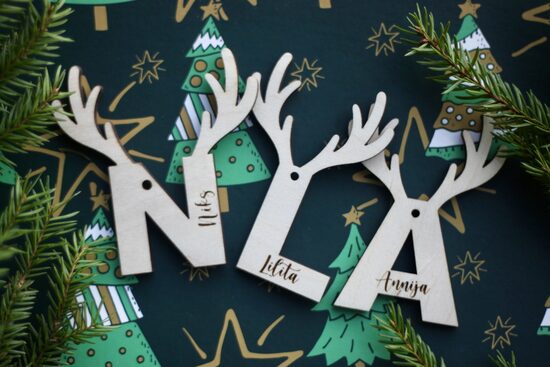 Personalizēti koka Ziemassvētku rotājumi 