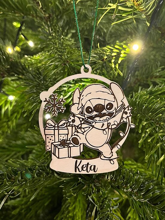 Krāsojams, personalizēts Stiča rotājums