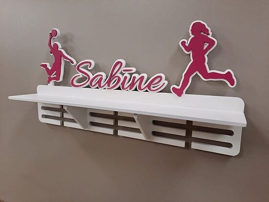 Personalizēts medaļu stends ar plauktu handbolam, skriešanai 