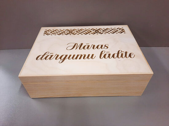 Personalizēta koka atmiņu lāde 